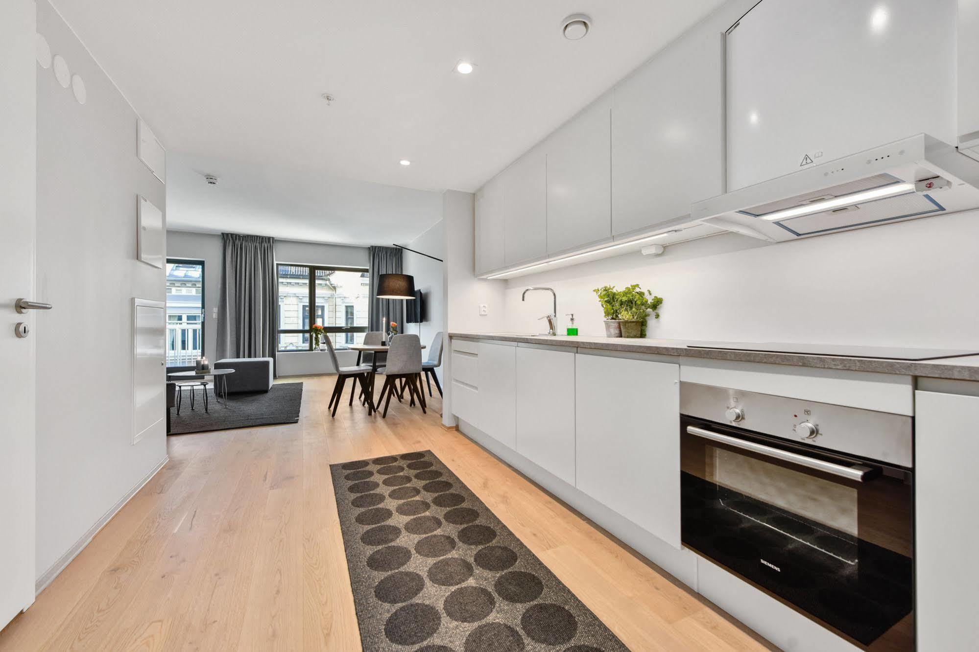Forenom Serviced Apartments Oslo Majorstuen Esterno foto