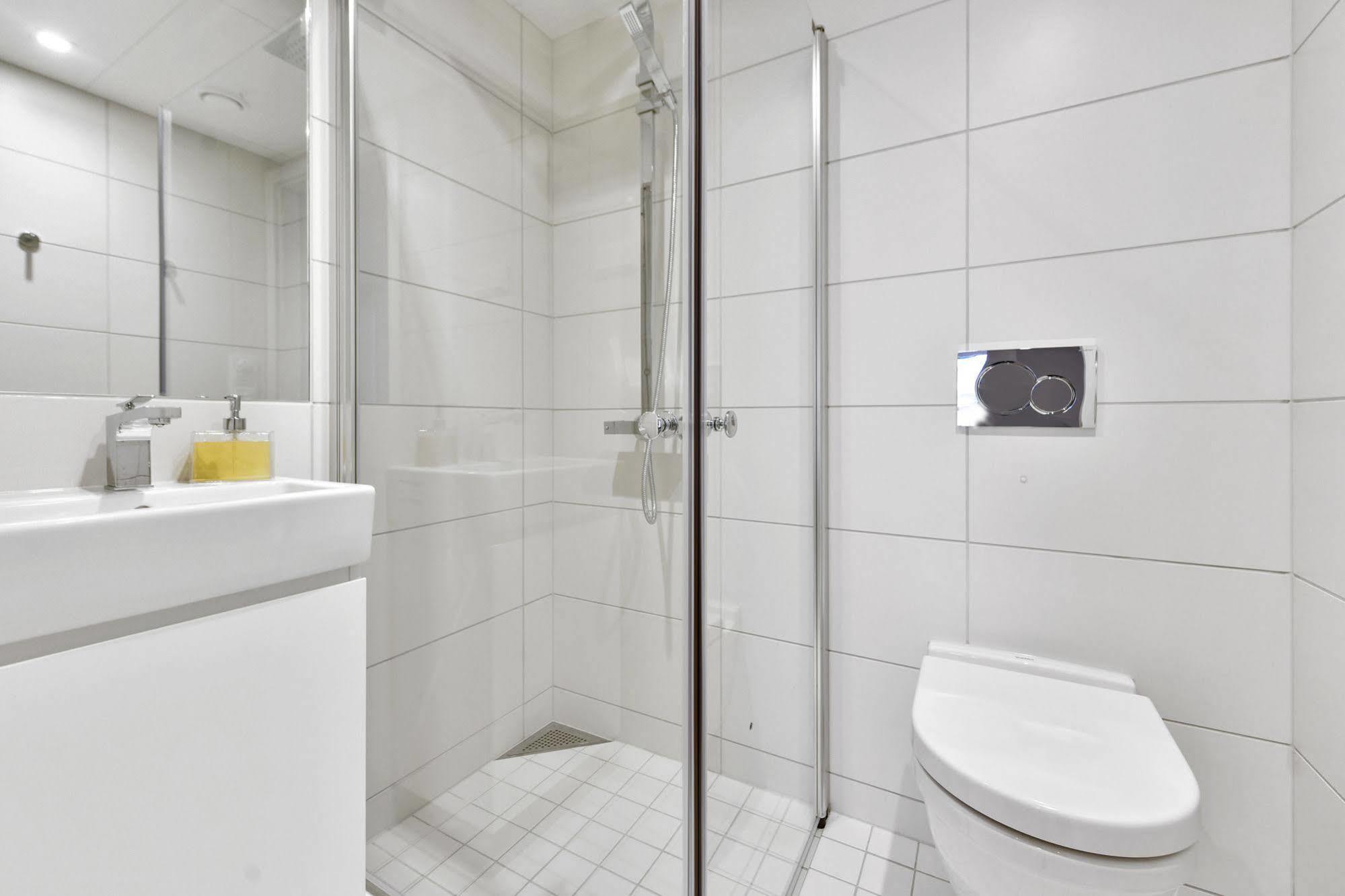 Forenom Serviced Apartments Oslo Majorstuen Esterno foto